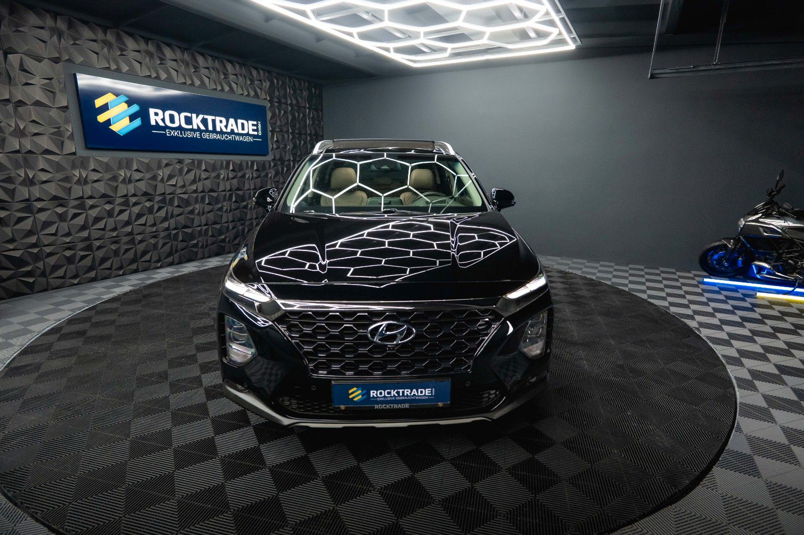 Fahrzeugabbildung Hyundai SANTA FE Premium 4WD 8G *Pano*360*LED*ACC*HUD*