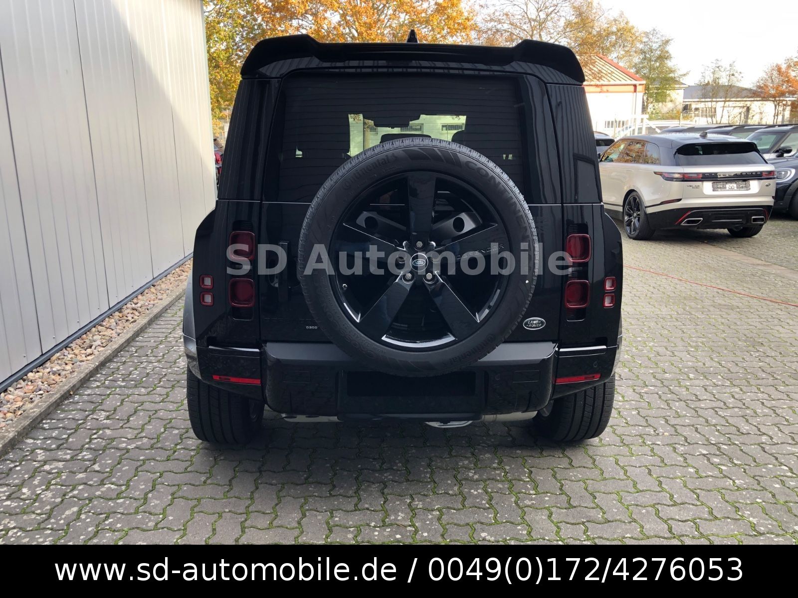 Land Rover Defender 90 X-Dynamic D250 3,0d SE BLACK-DESIGN foto 5