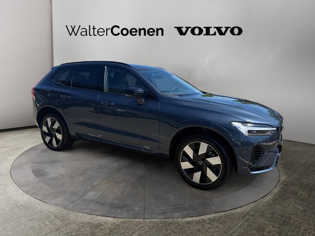 VOLVO XC60 T6 AWD Plug-in Hybrid Plus Dark 360° VOLVO XC60 T6 AWD Plug-in Hybrid Plus Dark 360°