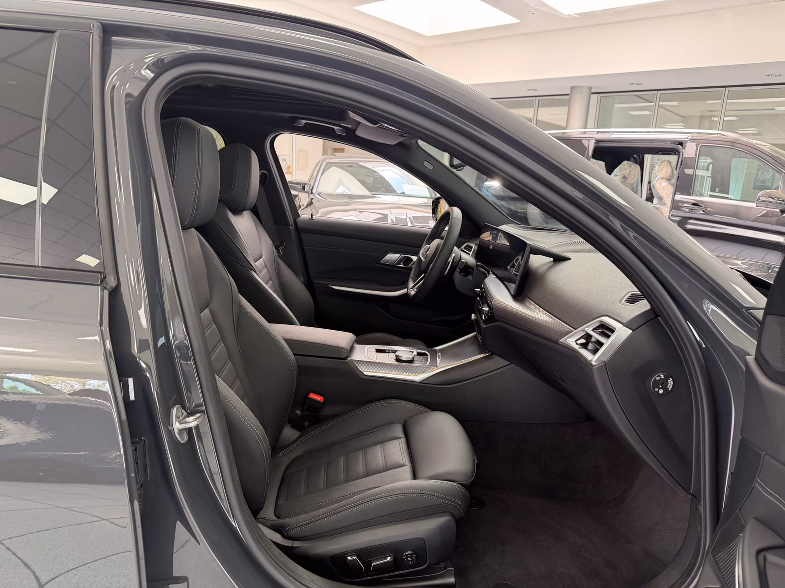 BMW M340i Touring xD*SHADOW*PANO*HUD*ACC*KEYL*360°