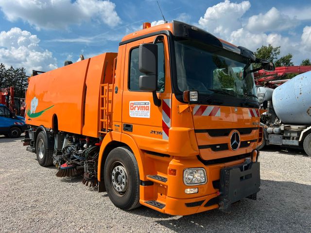 Mercedes-Benz BEAM S 9000, 300 bar/Airport-Sweeper/Oilcleaner