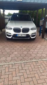 BMW X3 xDrive20d Luxury Line Standheiz HUD  Panoram  - BMW X3: Line X