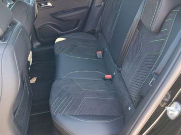 Peugeot 2008 GT 1.2 PureTech 130 360+AHK+Kam.+KeyLess+SD