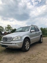 Mercedes-Benz ML 270 cdi - Mercedes-Benz ML 270 aus 2005