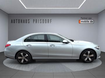 صورة 4 لـ 2023 Mercedes-BENZ C 220