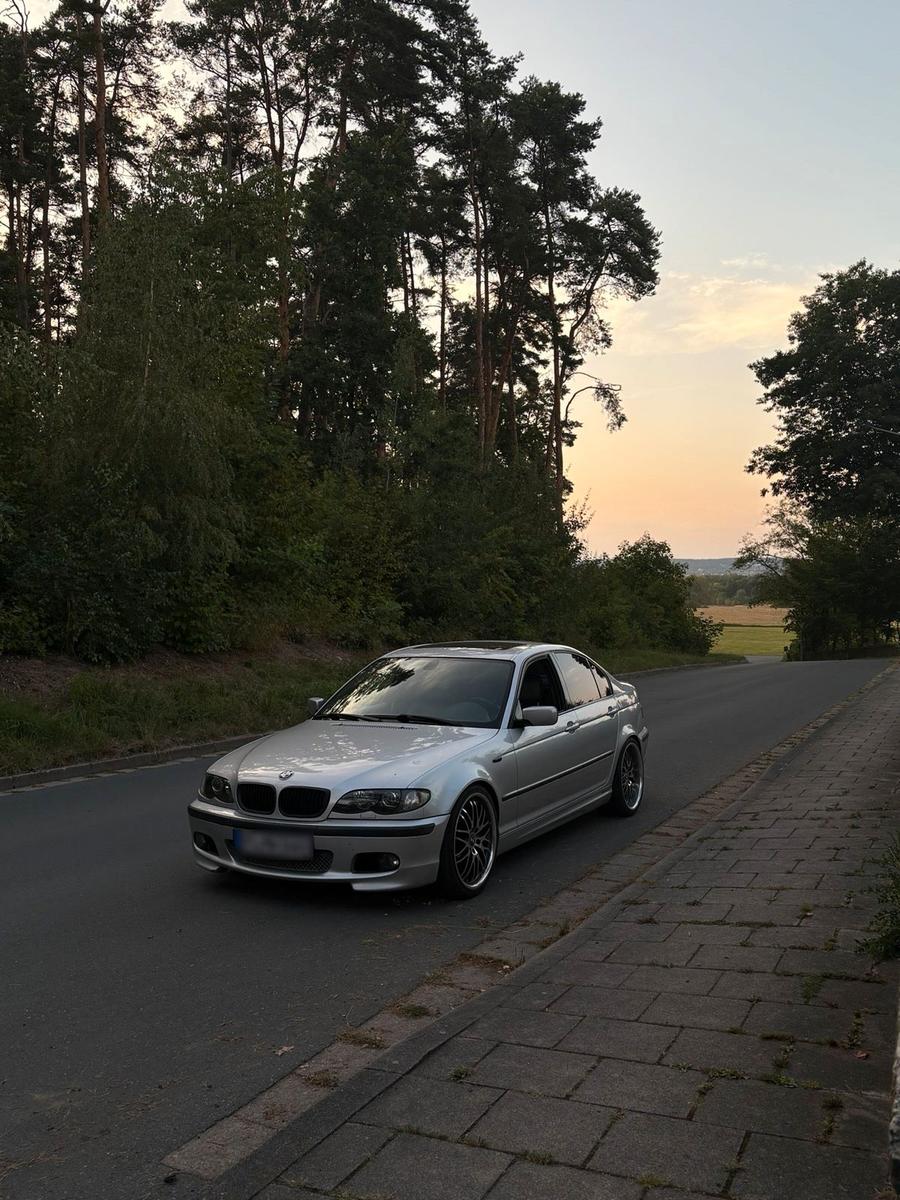 BMW 320