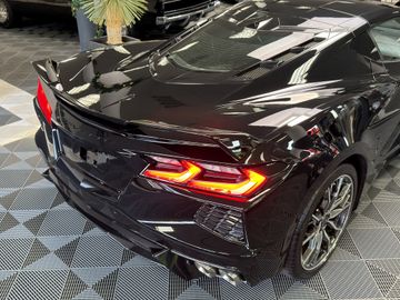 Corvette C8 - 9