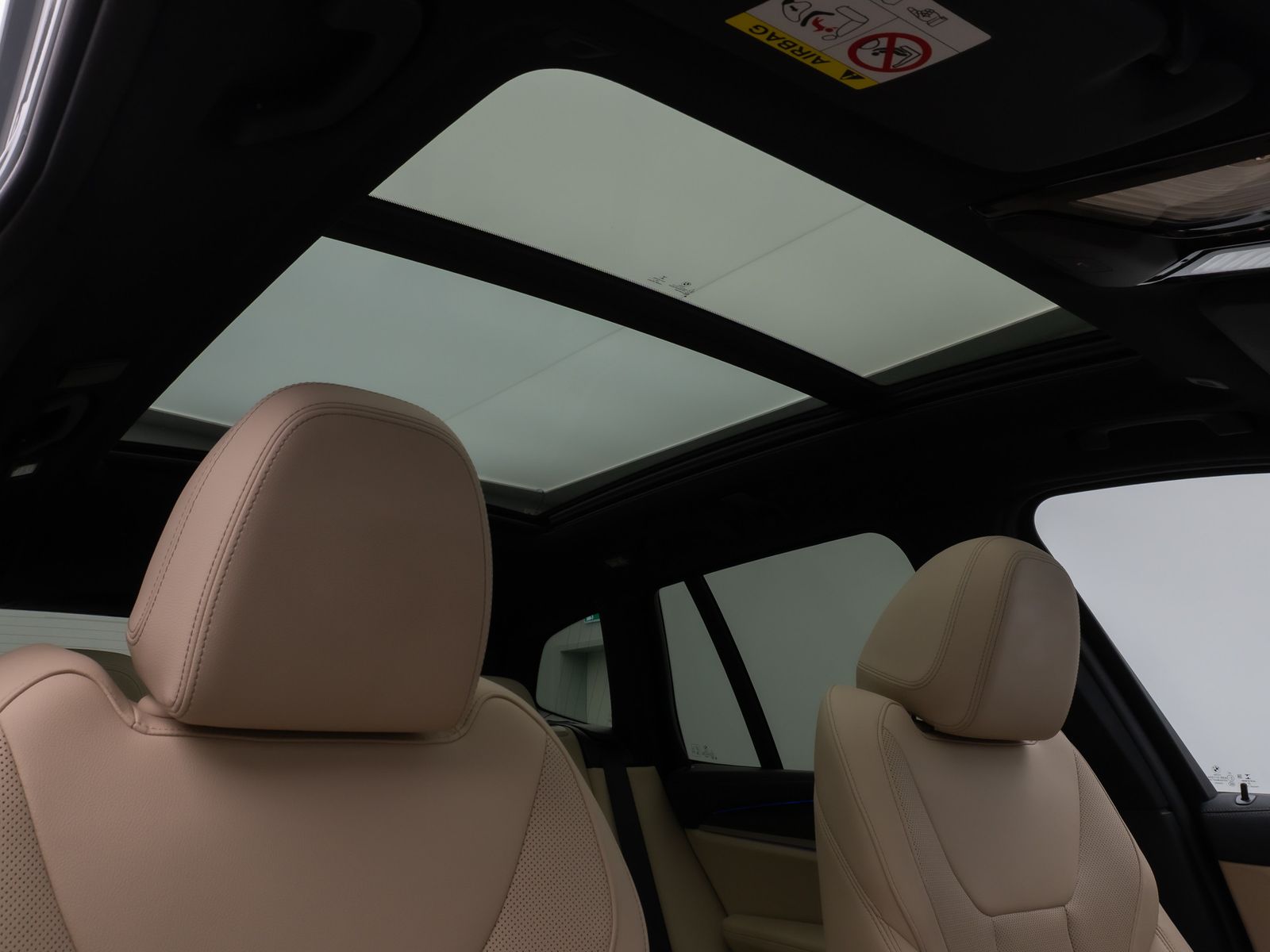Fahrzeugabbildung BMW X3 M40d Panorama 360° HUD DAB H/K Alarm 20Zoll