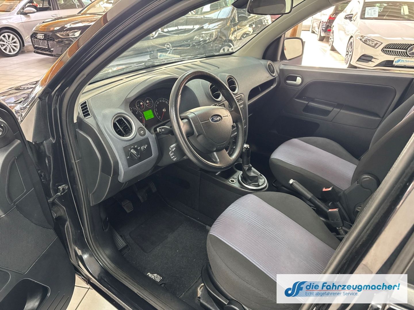 Fahrzeugabbildung Ford Fusion Style SHZ Regensensor Klima, beheizb. Fro