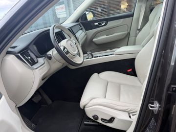 Volvo XC60 - 11