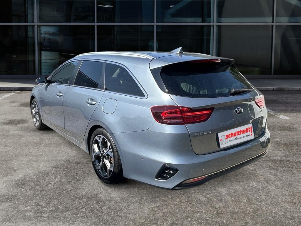 Fahrzeugabbildung Kia Ceed SW 1.6 CRDi DCT Platinum Edition