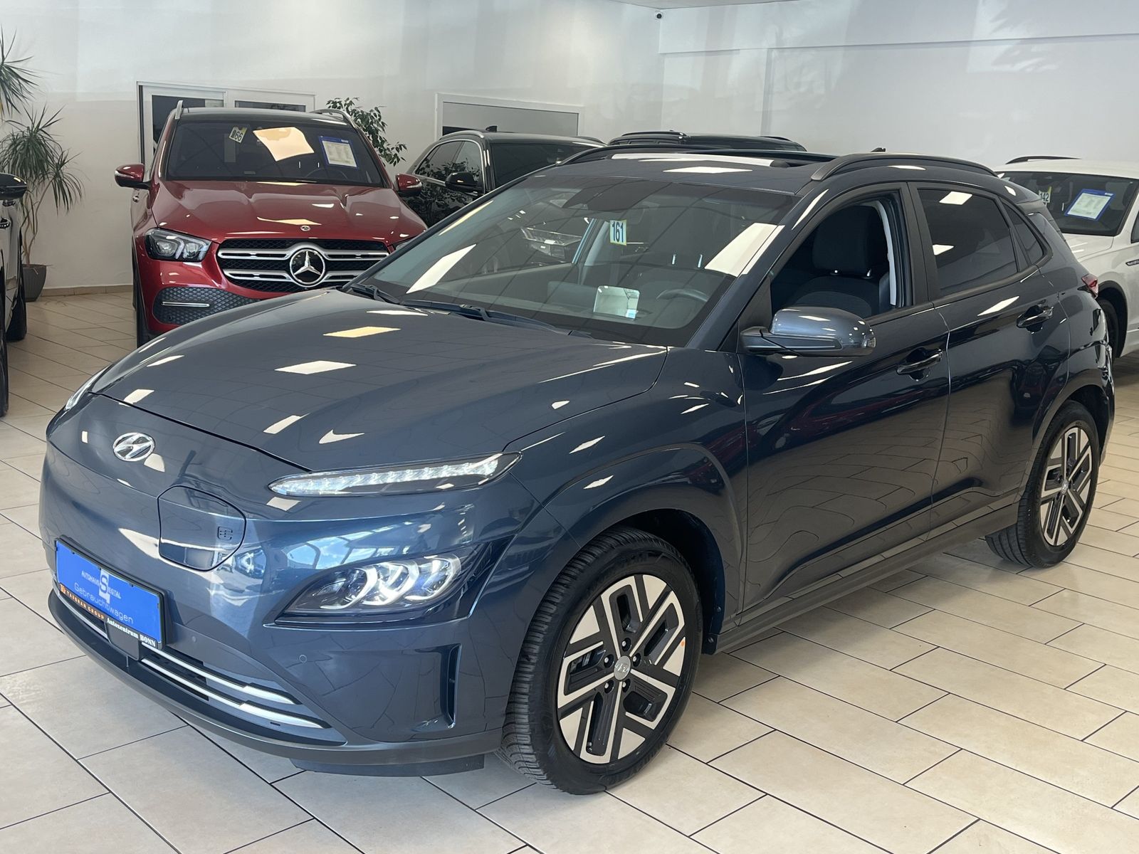 Hyundai Kona Trend*Pano*ACC*CarPlay*LED*KRELL*Navi*R.Cam