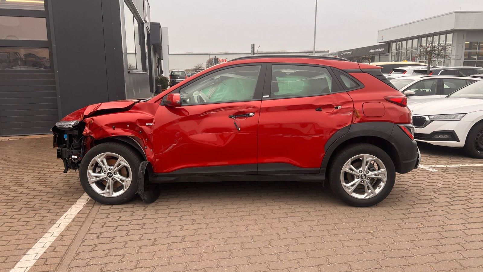 Fahrzeugabbildung Hyundai Kona Trend Mild-Hybrid 2WD*KLima*NAV*Unfall