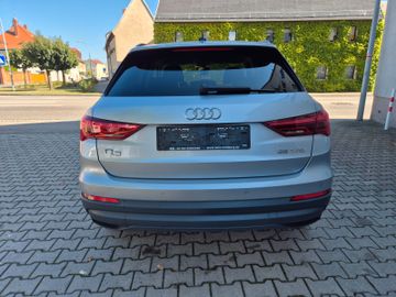 Audi Q3 - 12