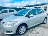 Toyota AurisSol,Automatik,AHK,PDC,1.Hand,Klimaa,TÜV NEU - Toyota Auris in Bielefeld
