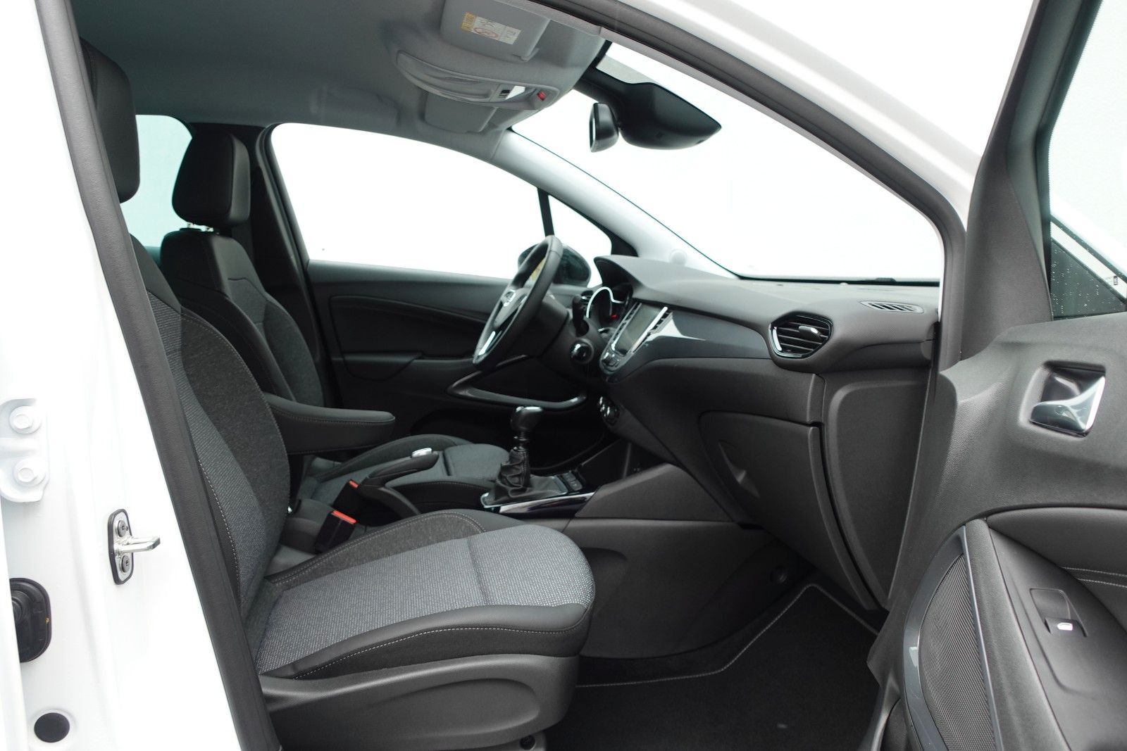 Fahrzeugabbildung Opel Crossland Elegance 1.2T,Navi,Kamera,Sitzhz,Allw.