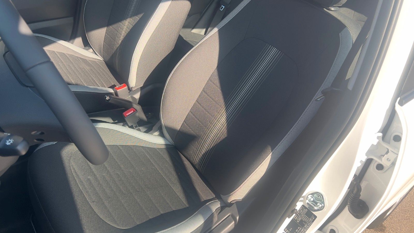 Fahrzeugabbildung Hyundai i10 1.0 Select *Navi*Klima*CarPlay*RFKamera*PDC*