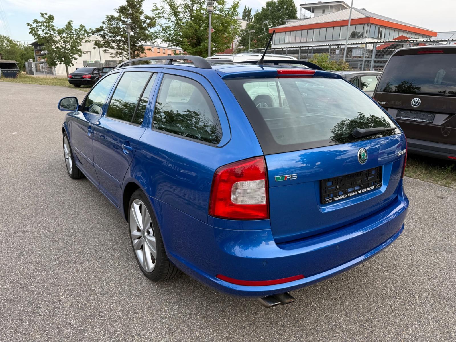 SKODA OCTAVIA - RS - 200 CV - BVM - CARNET ENTRETIEN