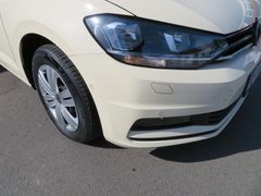 VW Touran 2.0 TDI Trendline Taxi DSG 7-Sitzer Leder VW Touran 2.0 TDI Trendline Taxi DSG 7-Sitzer Leder