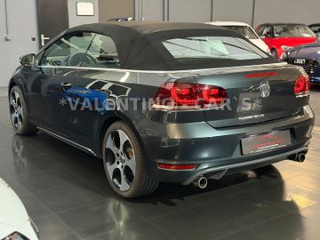 Volkswagen Golf - 8