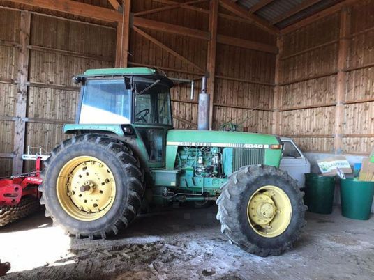 John Deere 4040S