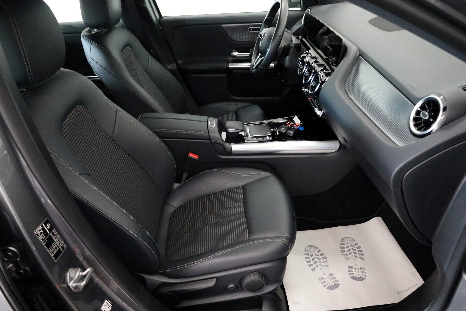 Fahrzeugabbildung Mercedes-Benz GLA 250 e Progressive,Navi,LED,SH,Kamera,Panoram