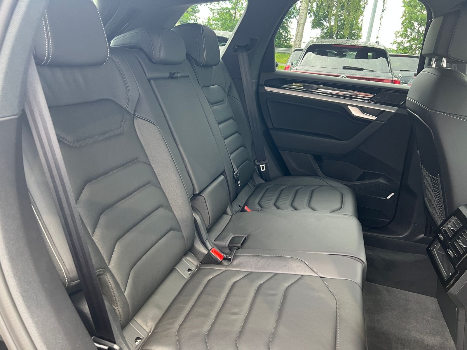 Fahrzeugabbildung Volkswagen Touareg 3.0 TDI 4MOTION *Garantie,AHK,Luftfwg.,1