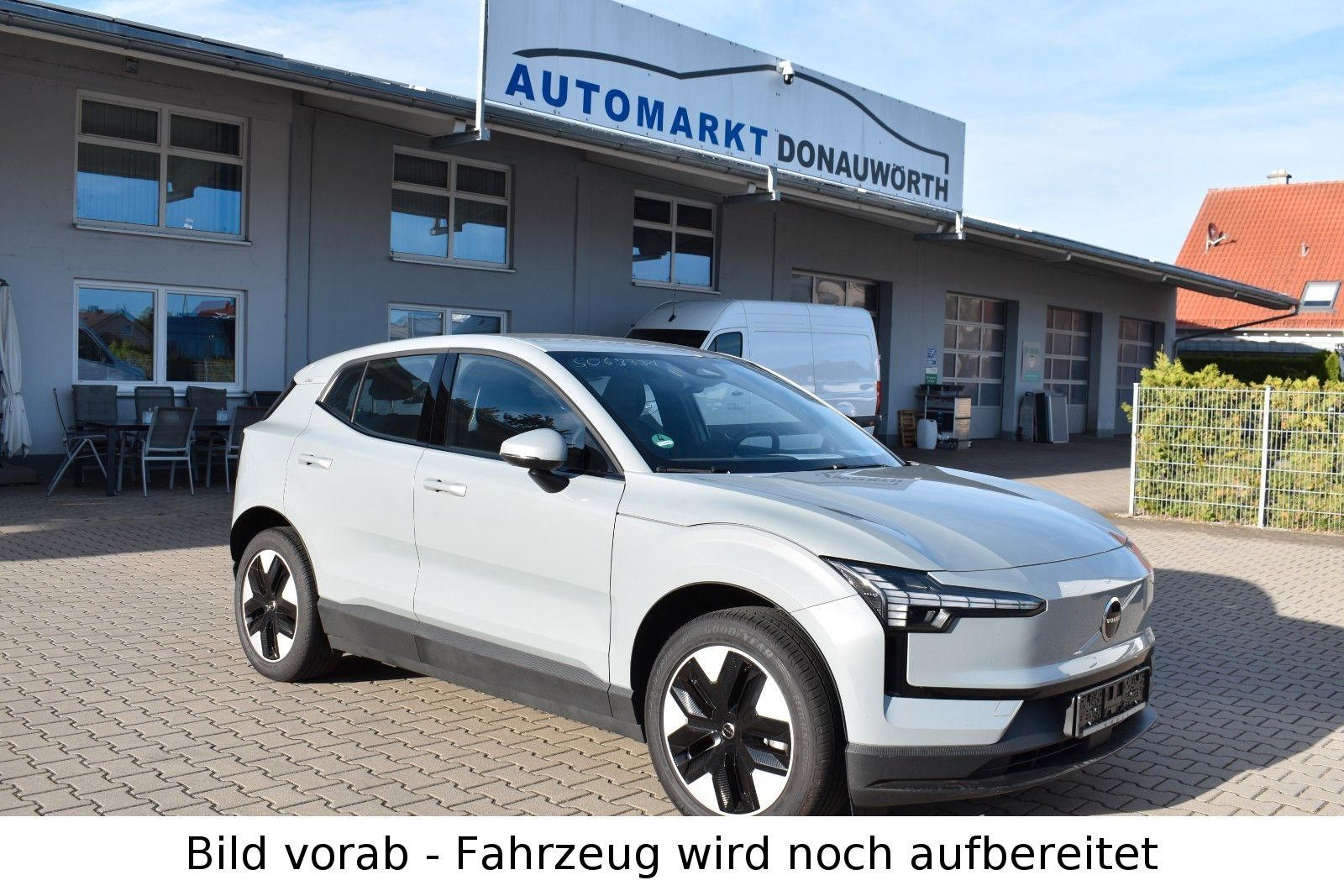 Volvo EX30 Core 2WD Pure Electric Abstandstempomat LED