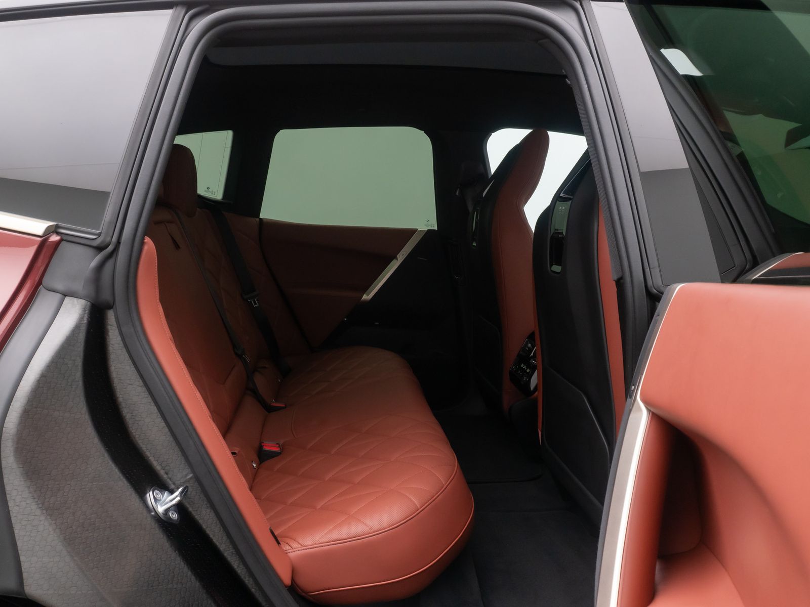 Fahrzeugabbildung BMW iX xD50 Sport Panorama Laser 360&deg;H/K SoftCL 22"