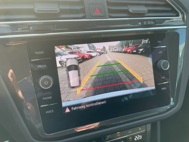 Tiguan 2.0 TDI DSG ACTIVE NAVI AHK LED Kamera Te
