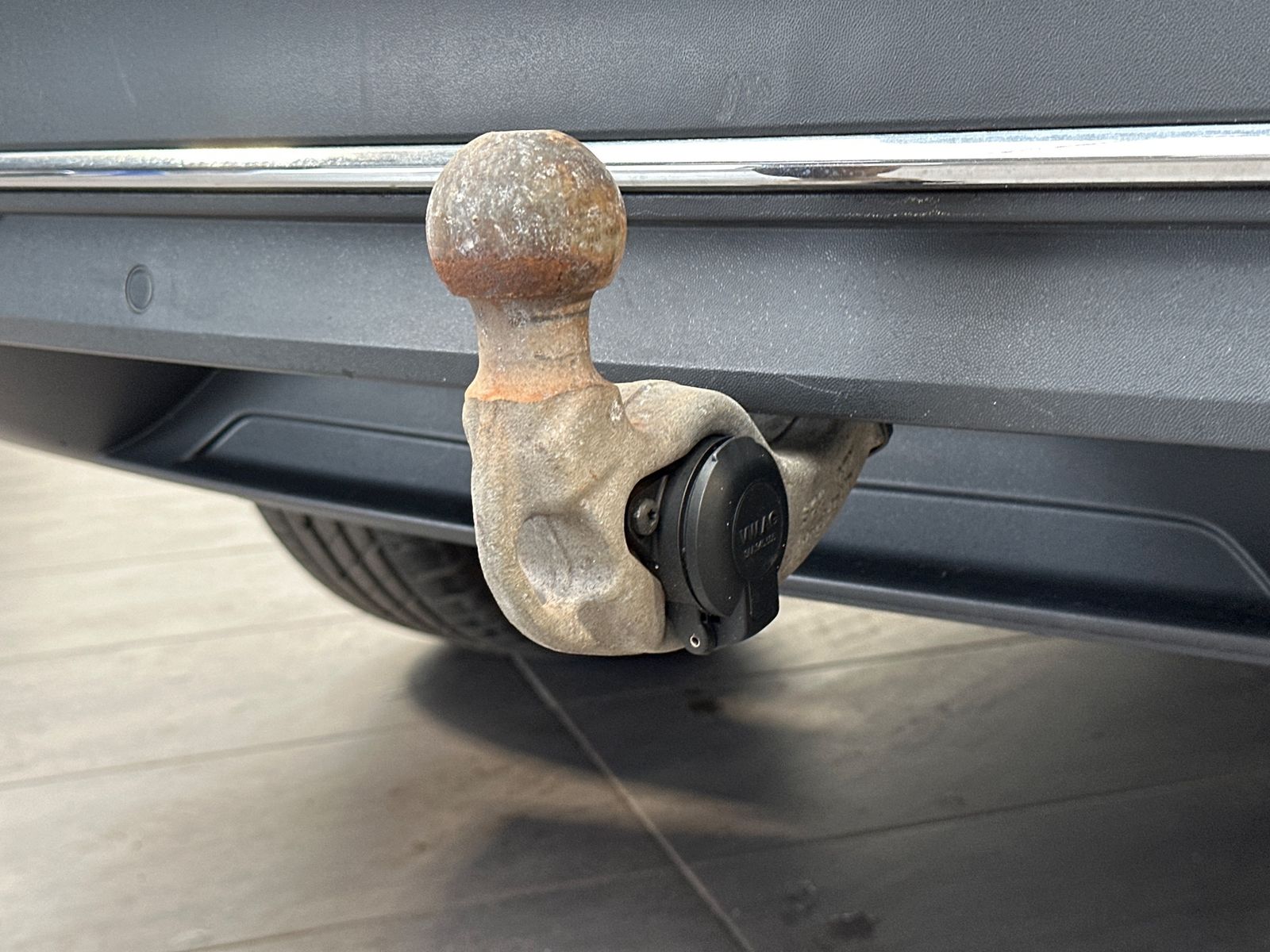Fahrzeugabbildung Volkswagen Tiguan 2.0 TDI 4M DSG Elegance NAV+MATRIX