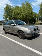 Opel Astra GL 1.6l 75PS *wenig KM - gebrauchte Opel Astra aus dem Jahr 1996