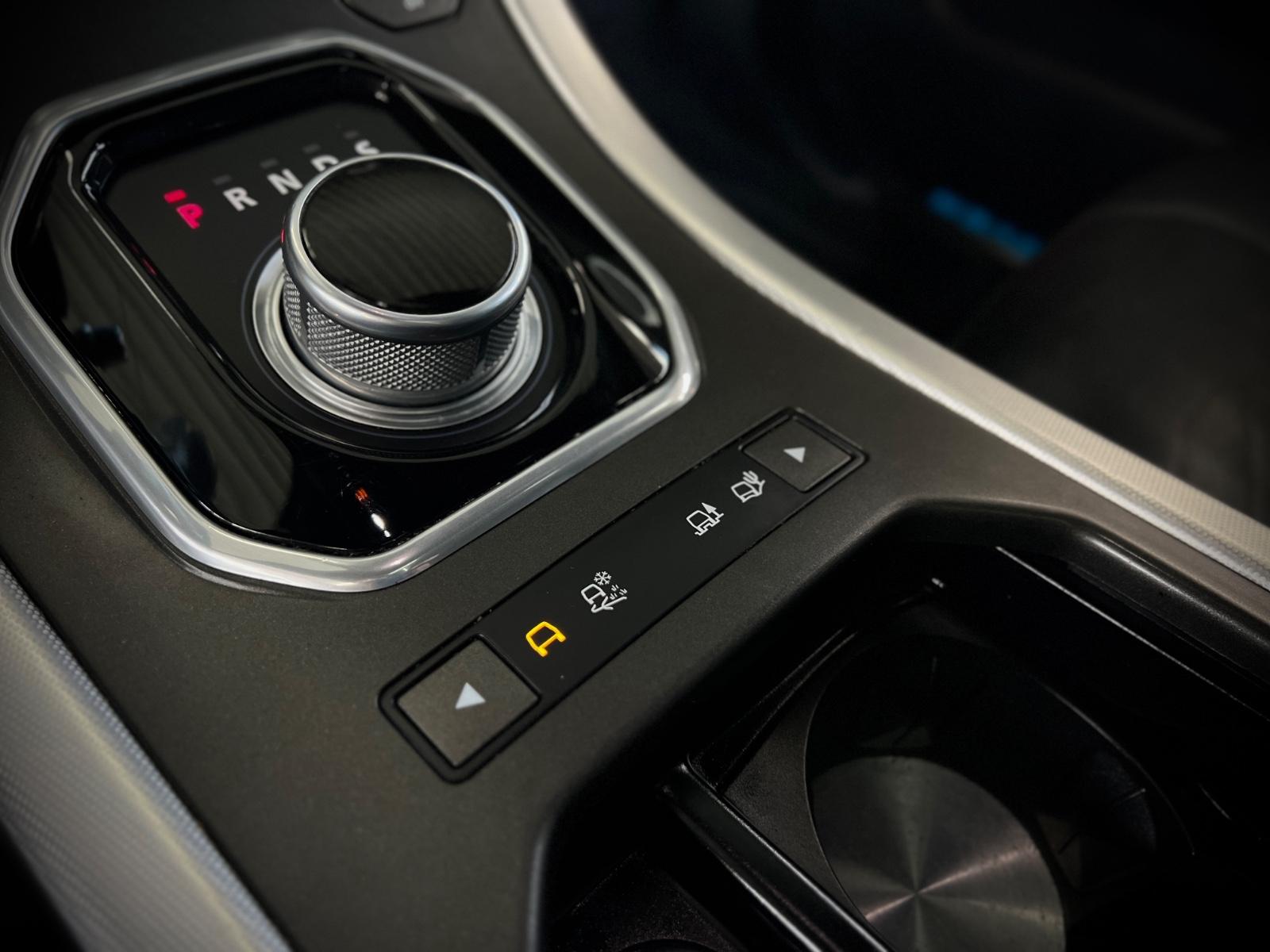 Land Rover Range Rover Evoque HSE Dynamic|LED|MERIDIAN|PANO