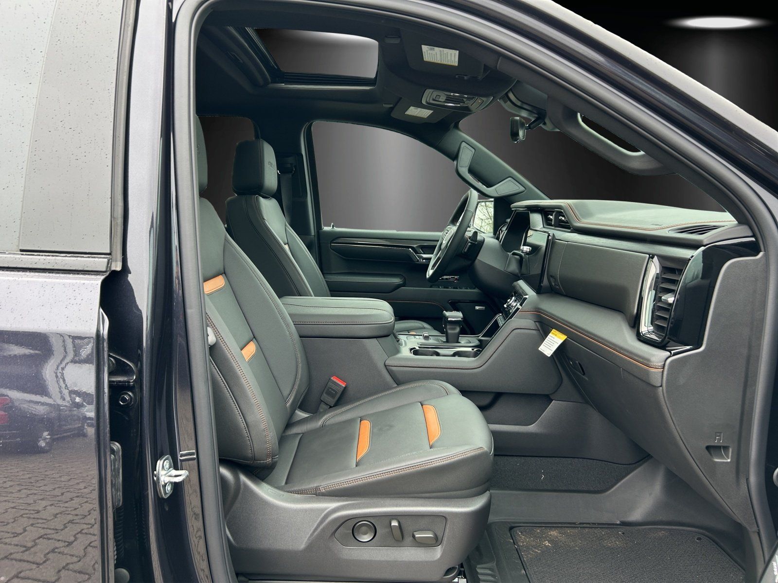 Fahrzeugabbildung GMC Sierra 1500 AT4 Crew Cab Short Bed AHK/LED/SHD/