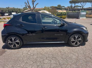 Toyota Yaris - 5