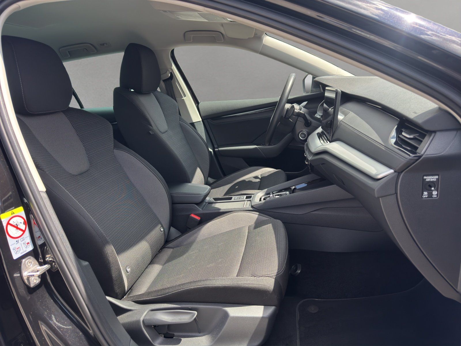 Fahrzeugabbildung SKODA Octavia 2.0 TDI DSG Selection/AHK/KAMERA/ACC/