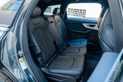 AUDI Q7 TDI / S LINE/ 22"/ ADVANCED/ PANO/ 7 SITZE AUDI Q7 TDI / S LINE/ 22"/ ADVANCED/ PANO/ 7 SITZE