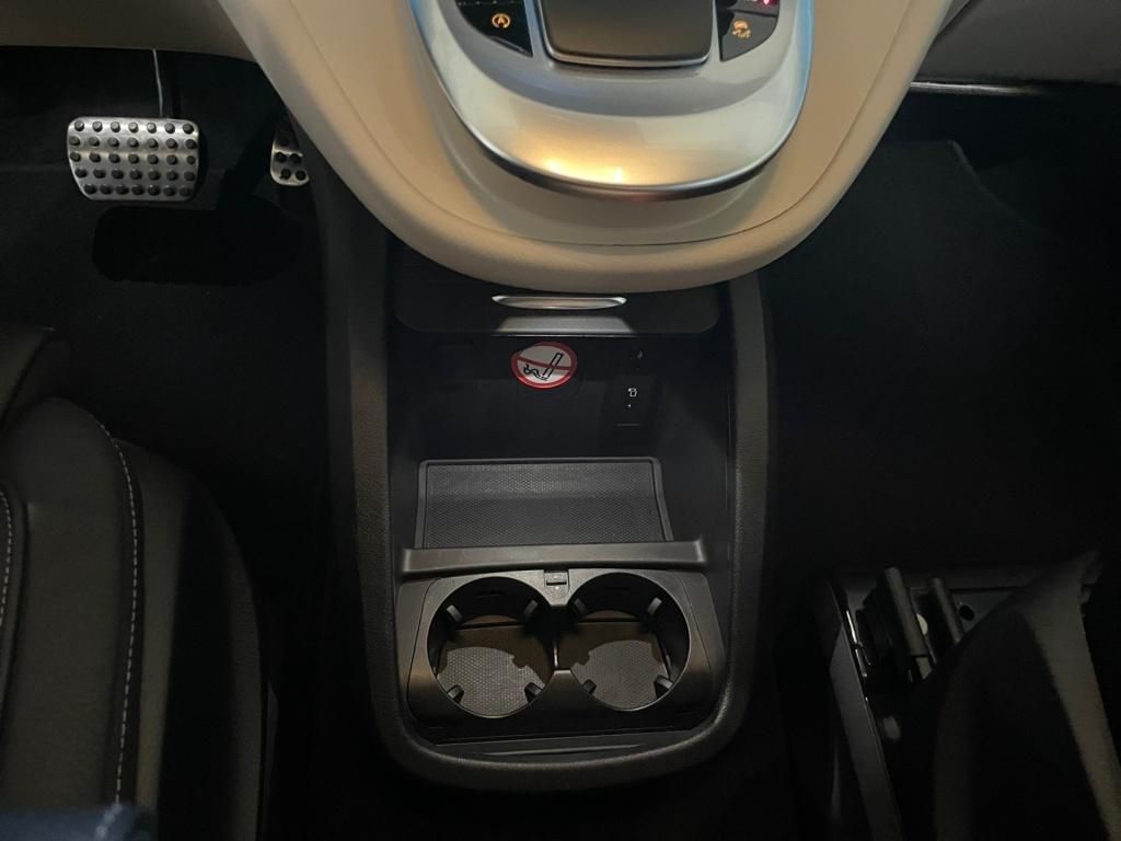 Fahrzeugabbildung Mercedes-Benz V 300 Marco Polo 4x4 EASY-UP SD 2,5tAHK 360° EDW