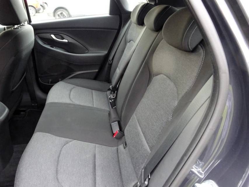 Fahrzeugabbildung Hyundai i30 1.0 T-GDI Mild Hybrid Select