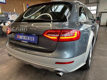 Audi A4 *3-ZONEN*MEMORY*StzHZBelftg*TEMPO*AHK*LEDER*