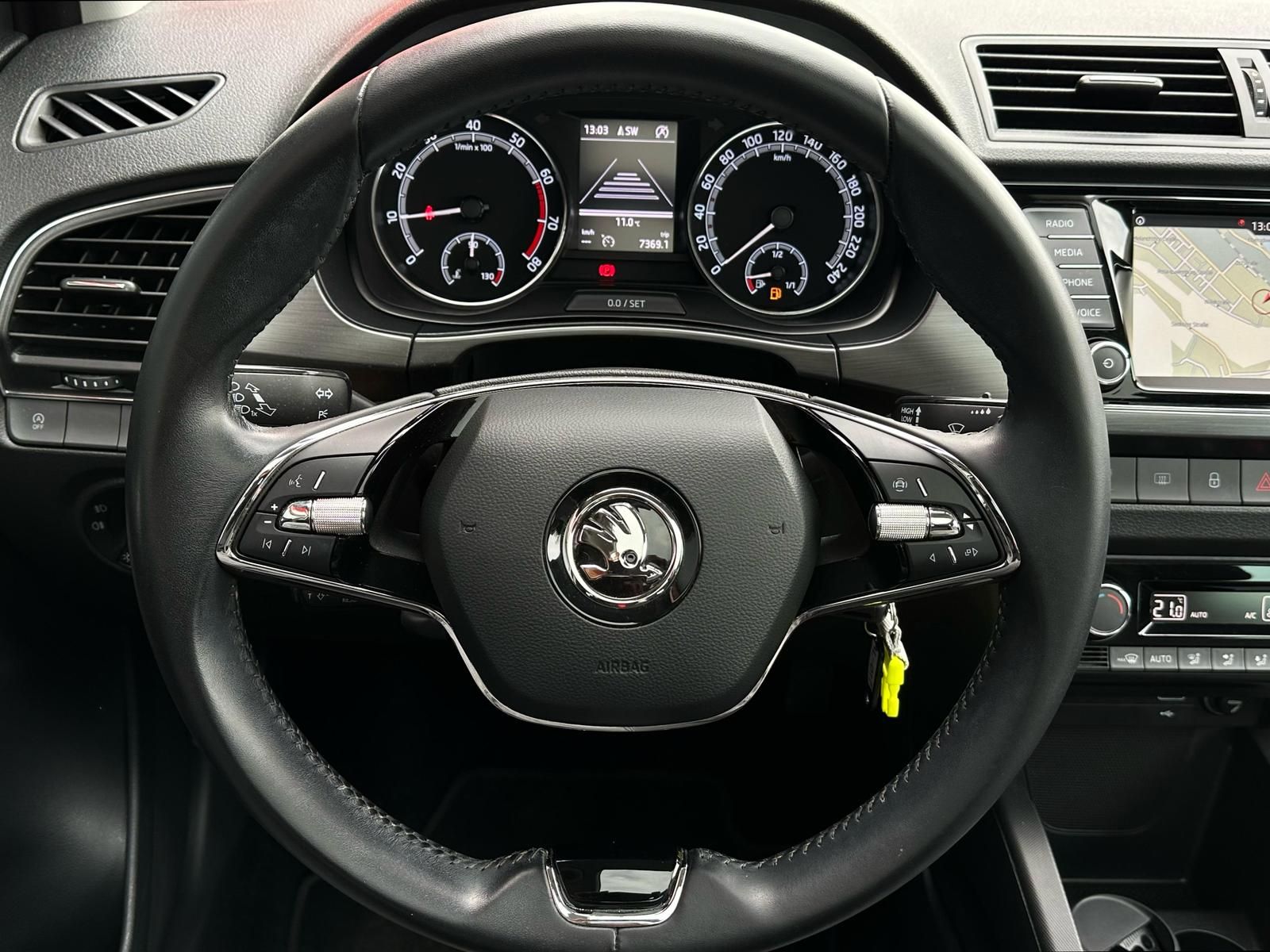 SKODA Fabia 1.0TSI DRIVE 125 YEARS LED#ACC#SHZ#NAVI - Image 11