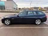 BMW 530d xDrive Touring Aut. BI-XENON HUD PANO AHK - BMW 5er Reihe Gebrauchtwagen in München