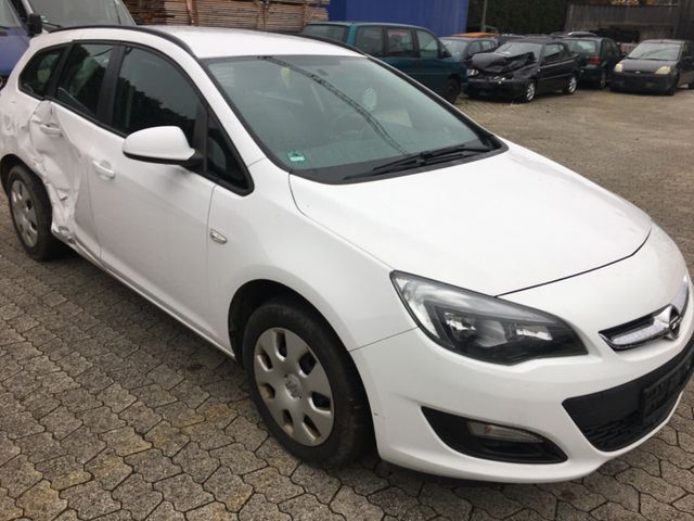 Opel Astra J Sports Tourer Edition