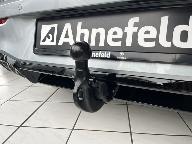 Golf VIII R-Line 1.5 eTSI DSG