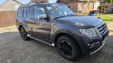 Mitsubishi Pajero 3,2 DI-D 4WD Automatik - - Mitsubishi Pajero mit Diesel-Antrieb: A