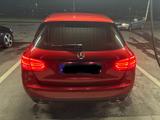 Mercedes-Benz Mercedes Benz S205 250T - Mercedes-Benz 250 mit Benzin-Antrieb: Automatik