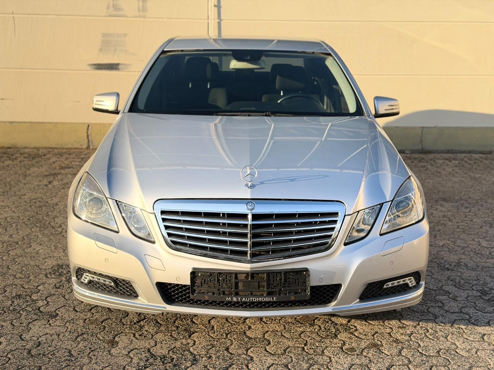 Mercedes-Benz E 250 Limo *CGI BlueEfficiency*SHZ*NAVI*AHK*KAM*
