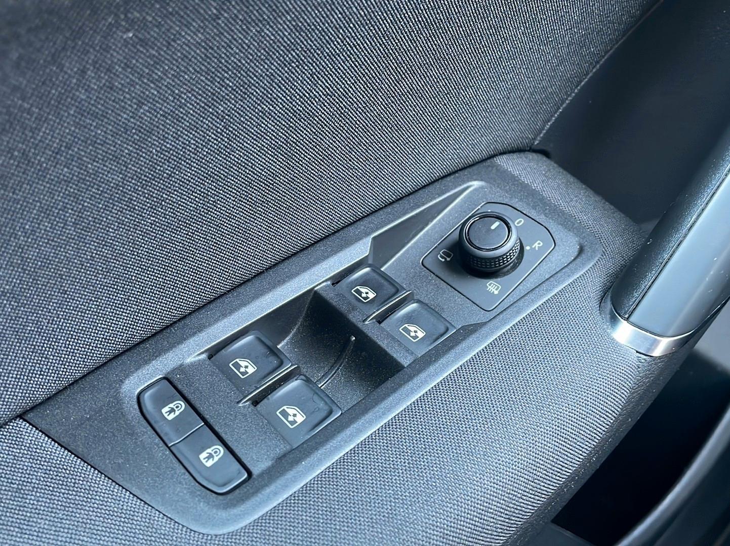 Volkswagen Touran Comfortline BMT/Start-Stopp ACC 3ZK SHZ, миниатюра 22