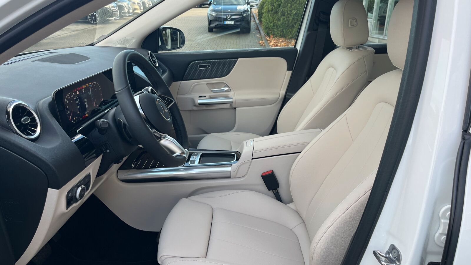 Mercedes-Benz GLA 180 +Progressive-Advanced+AHK+Distro+Kamera+ foto 10