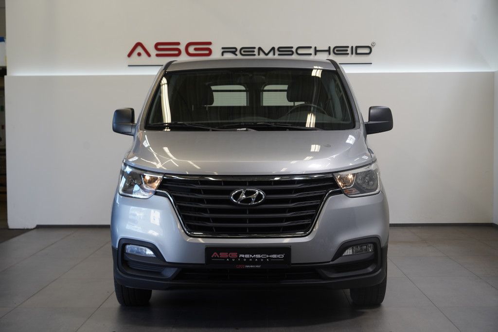Hyundai H 1